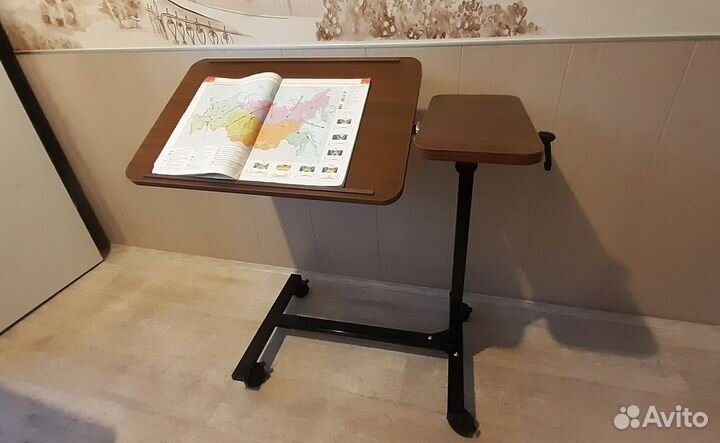 Столик прикроватный для лежачих больных