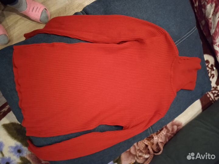 Свитера, кофты, джемпера, водолазки. S