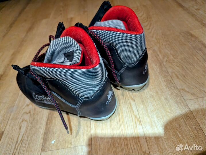 Лыжные ботинки NNN 40 размер