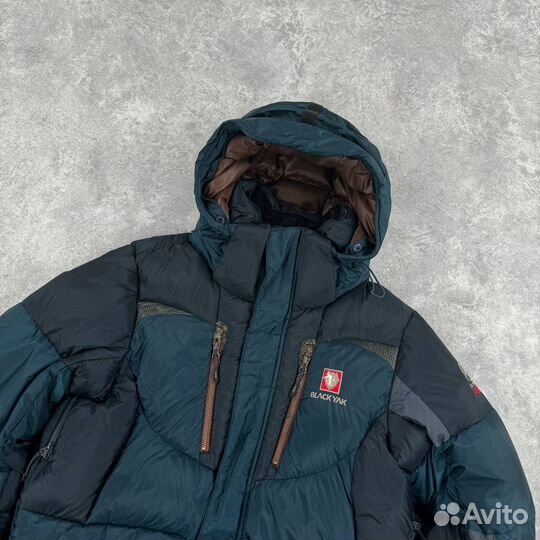 Пуховик Зимний/Горный Black Yak