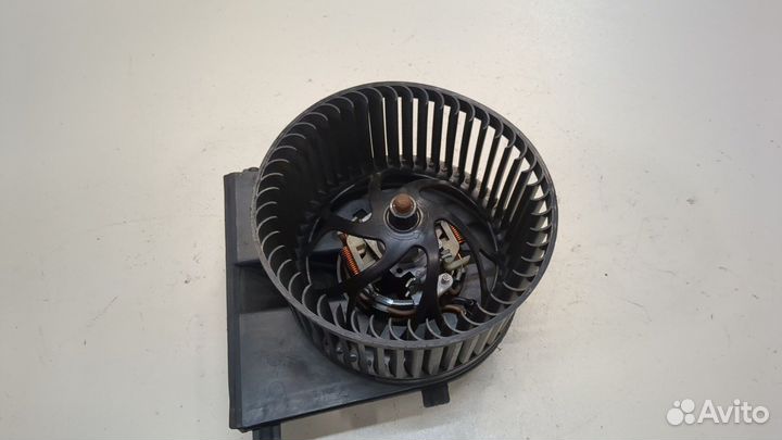 Двигатель отопителя Volkswagen Polo, 2000