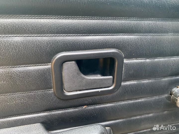 Оконтовки внутренних ручек BMW E30