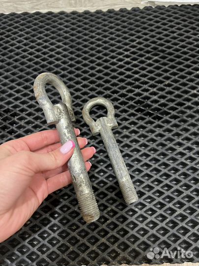 Крюк буксировочный для Toyota Corolla