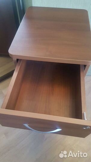 Тумба офисная выкатная