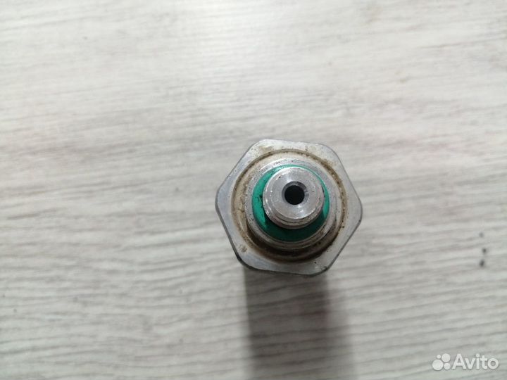 Датчик кондиционера хладагента Renault logan 2