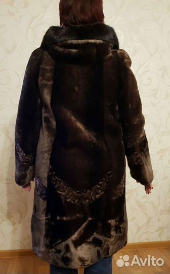 Шуба мутоновая с капюшоном 48 50
