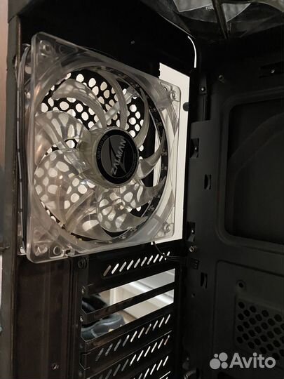 Корпус Zalman + 6 вентиляторов