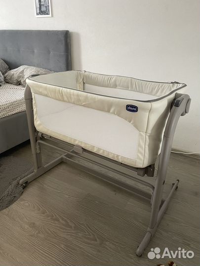 Приставная кроватка chicco