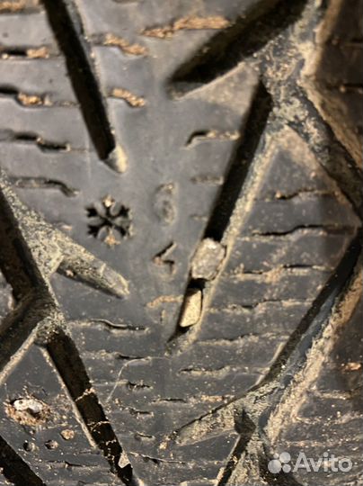 Nokian Tyres Hakkapeliitta 7 215/55 R16