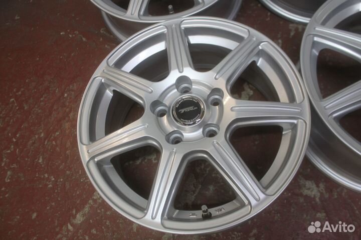 Диски R16 Bridgestone Toprun R7 5х114,3 6,5J