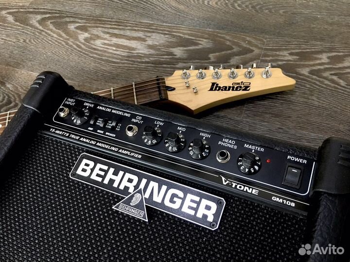 Электрогитара ibanez Gio Комбоусилитель Behringer