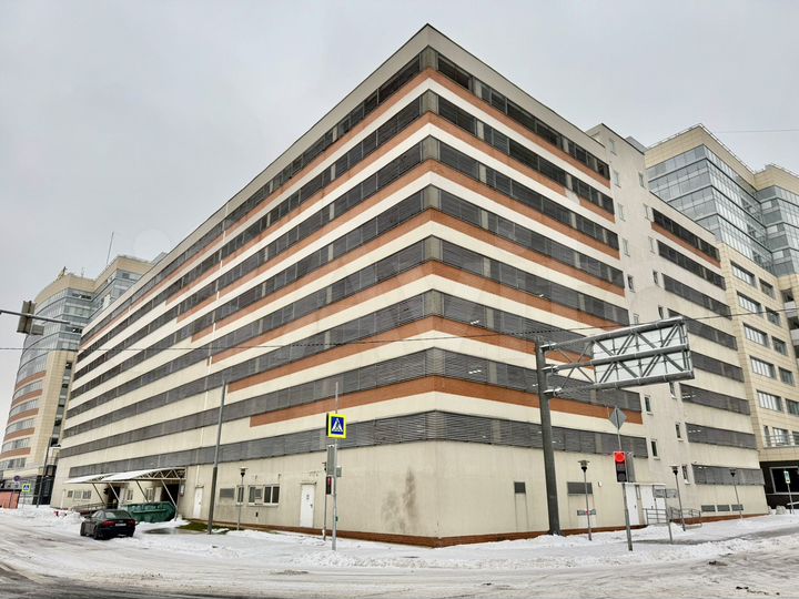 Машиноместо, 14 м²