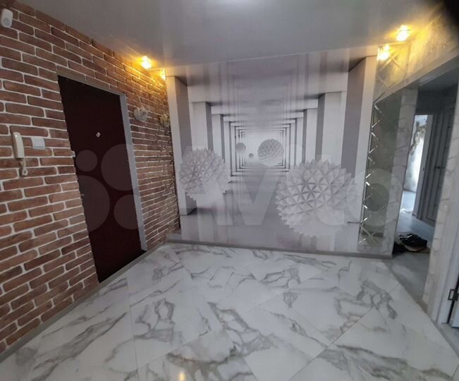 2-к. квартира, 52 м², 2/5 эт.