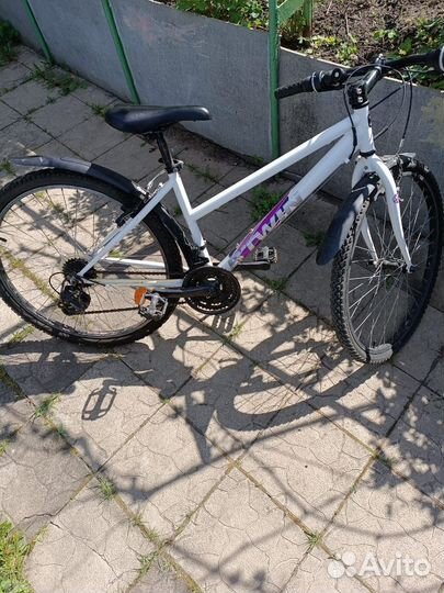 Женский велосипед B'twin Rockrider 300 (2015)