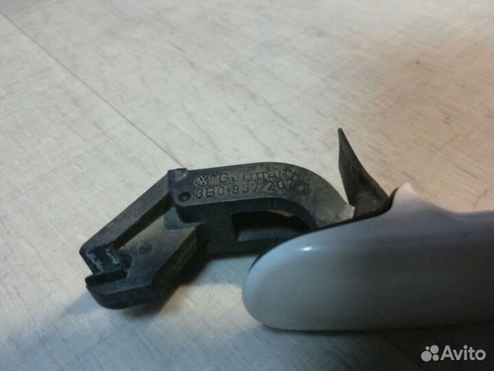 Ручка двери наружная Skoda Octavia A5 1Z 1.6 BSE