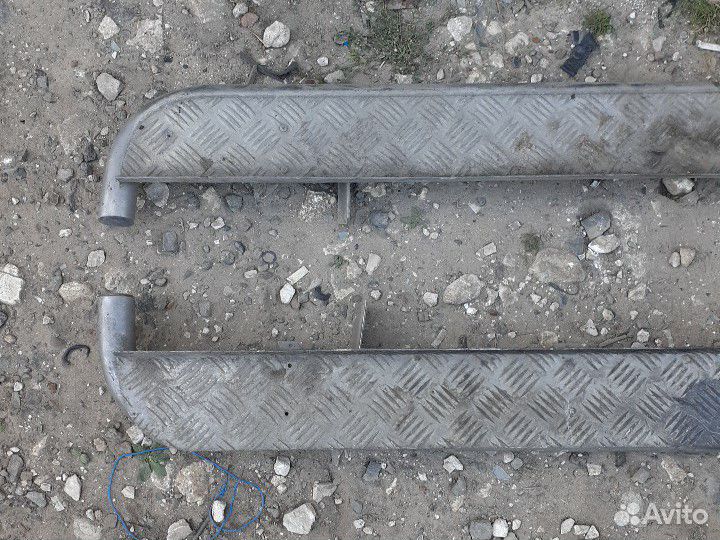 Подножка на Mitsubishi Outlander XL