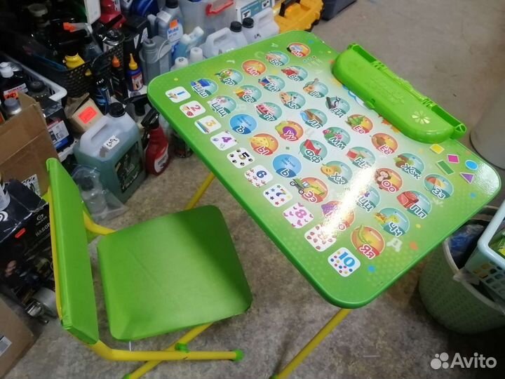 Детский стол и стул