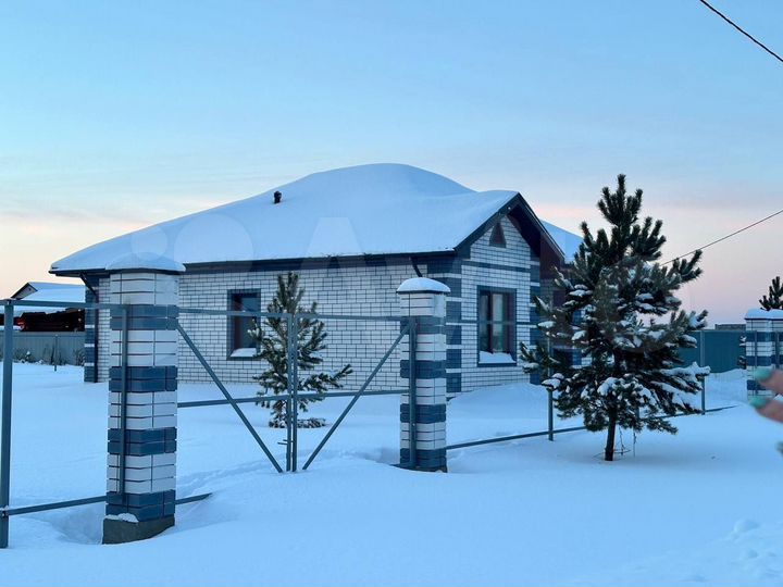 Коттедж 96 м² на участке 8,3 сот.