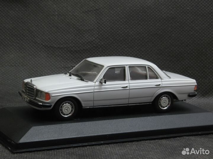 Mercedes E W123 1:43 Minichamps (две модели)