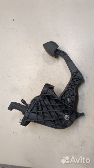 Педаль сцепления Volkswagen Touran, 2009