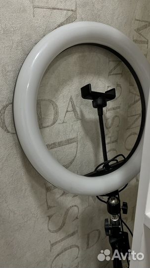 Кольцевая лампа