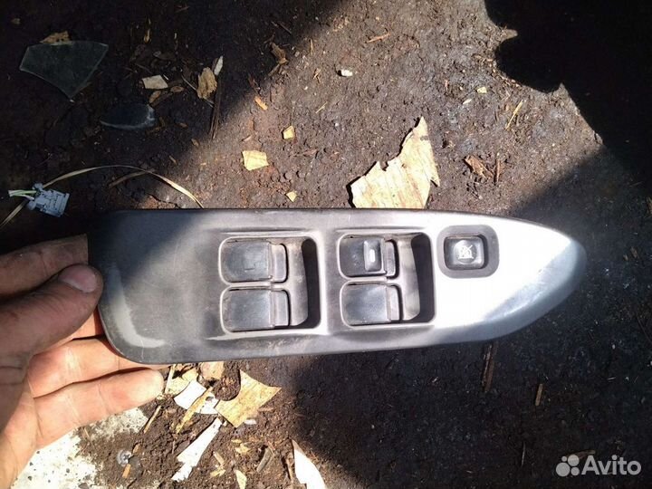 Блок стеклоподъемников митсубиси лансер 9