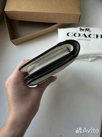 Кошелек coach