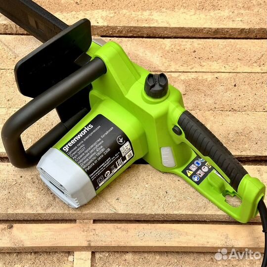 Электрическая цепная пила Greenworks GCS1840
