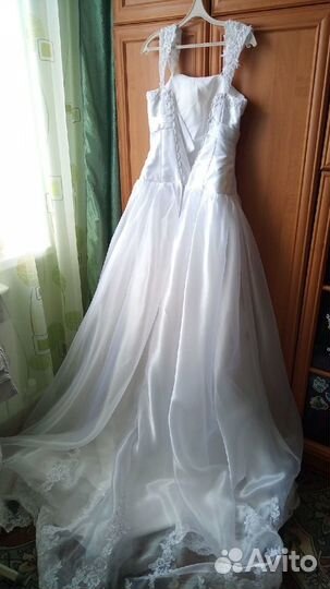 Платье свадебное