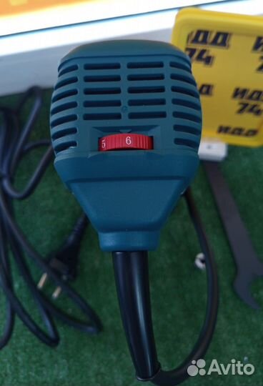 Фрезер кромочный Кратон EER-750