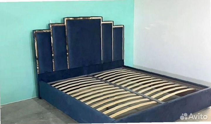 Кровать двуспальная мягкая на заказ