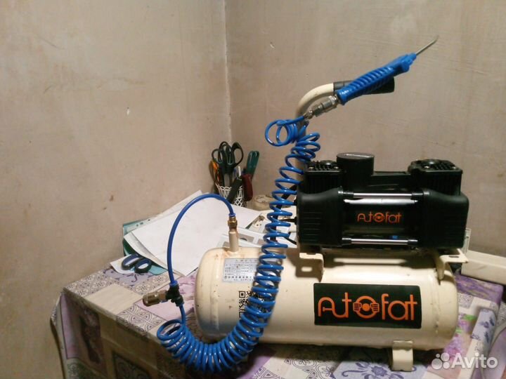 Компрессор с ресивером 12 в