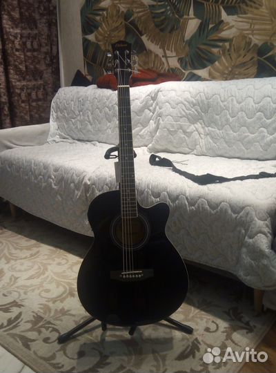 Электро акустическая гитара