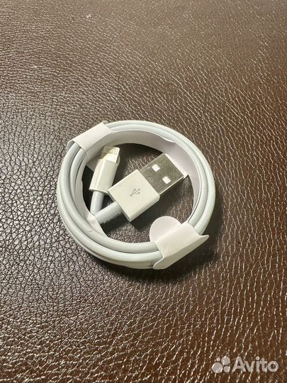 Кабель Apple USB