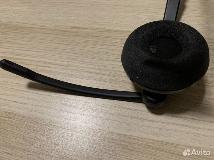 Bluetooth гарнитура Edifier CC200