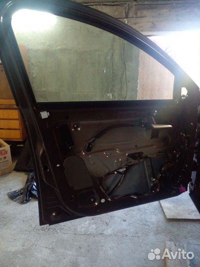 Дверь передняя левая Лада Веста
