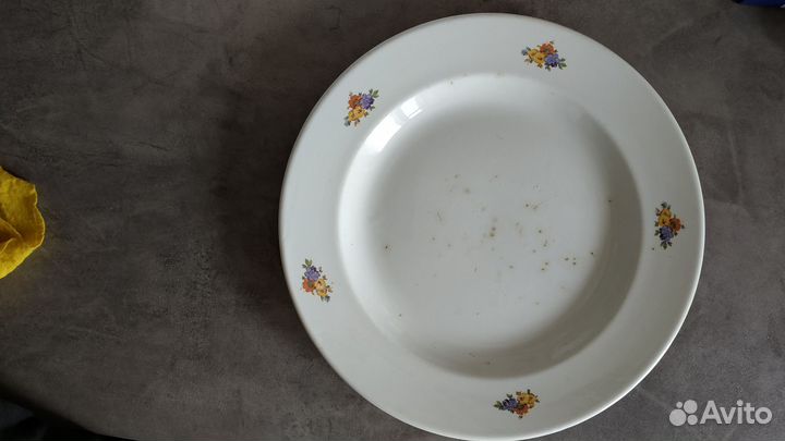 Блюдо зик фарфор СССР