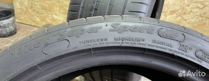 Michelin Pilot Super Sport 295/35 R20