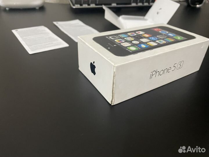 Коробка от iPhone 5S