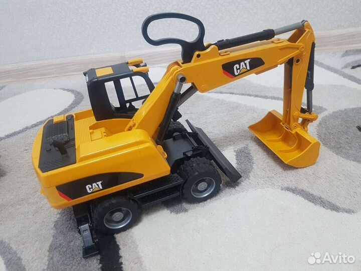 Машинки bruder