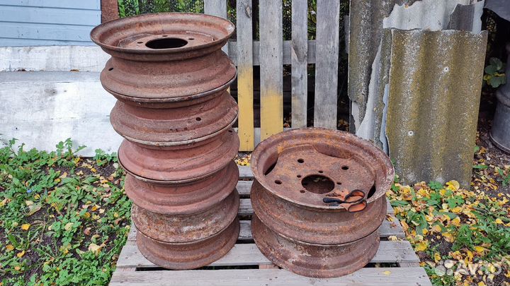 Диск колеса на трактор