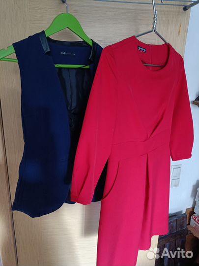 Женская одежда пакетом 44 (платье и жилет)