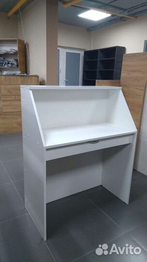 Новые Стойки Ресепшен в Наличии