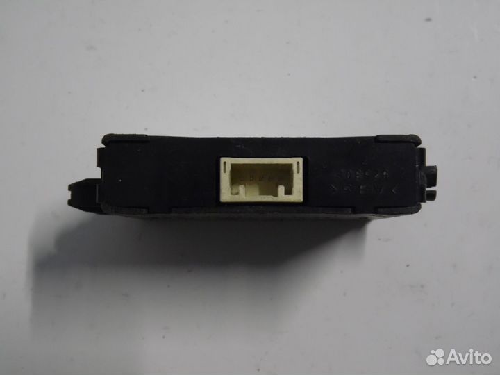 Блок иммобилайзера Тойота Камри 50