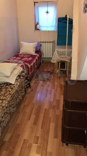 Комната 13 м² в 3-к., 1/2 эт.