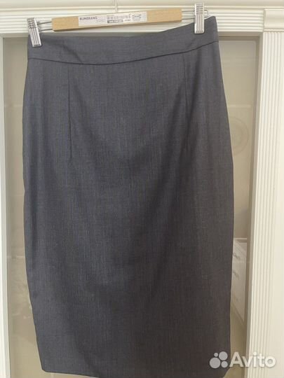 Женский деловой костюм 44