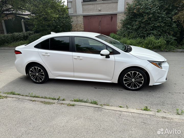 Toyota Corolla 1.8 CVT, 2019, 43 000 км