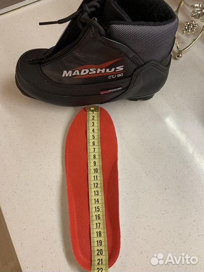 Лыжные ботинки р.34 Norway Madshus CTJ 90
