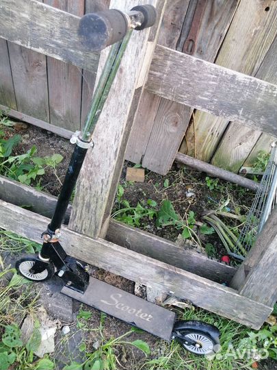 Самокат и скейтборды