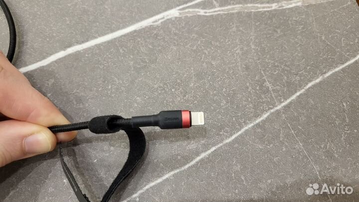 Кабель Baseus 2 в 1: USB + Type C на iPhone